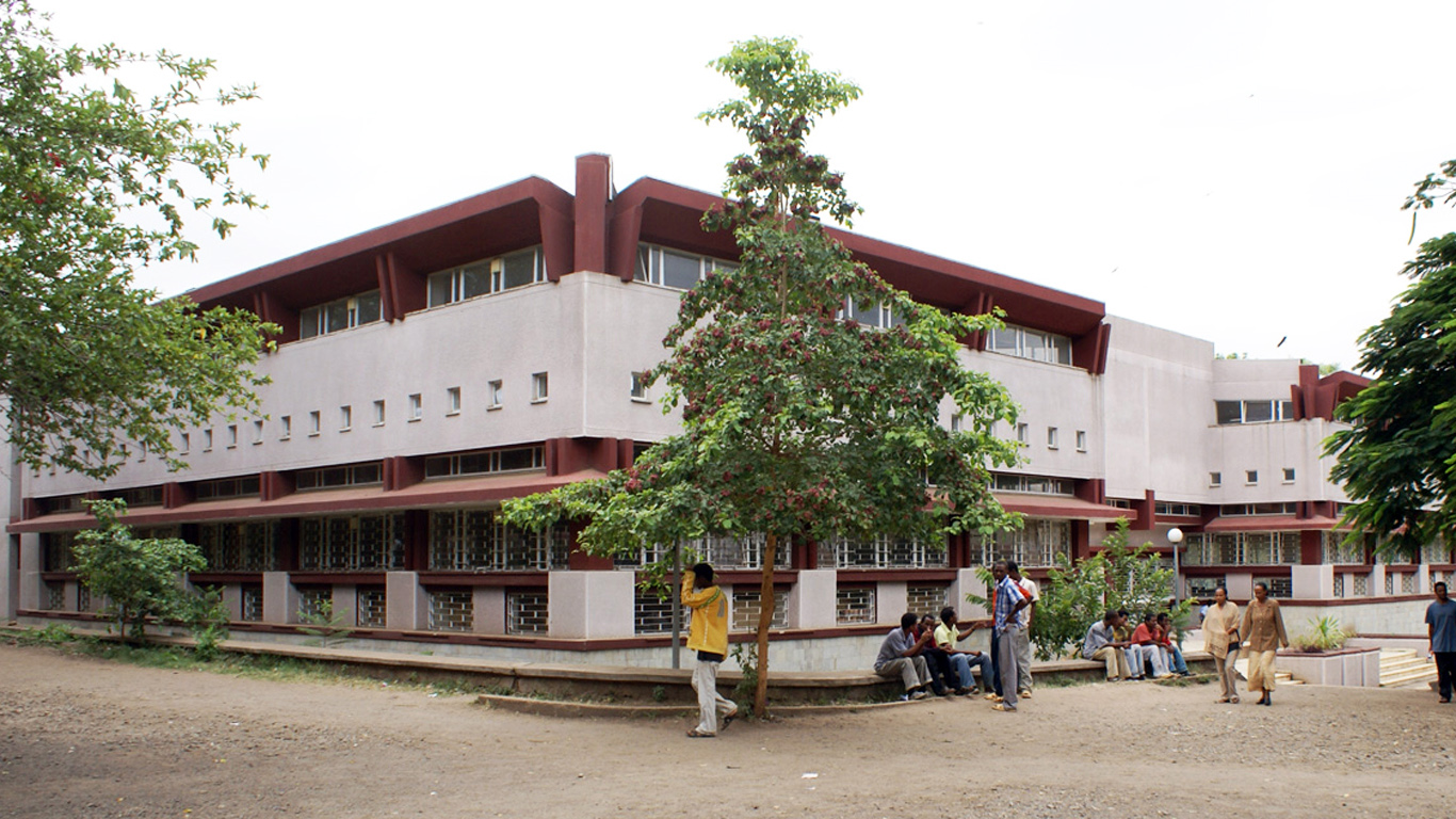 0-1366-768.jpg